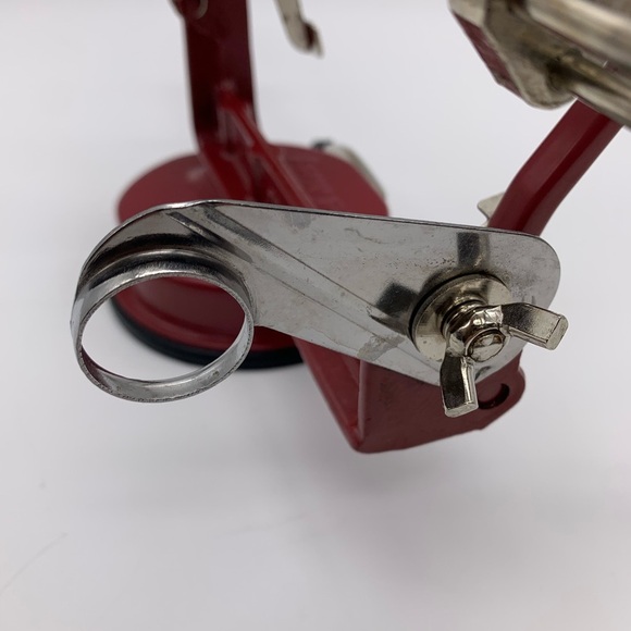 Back To Basics-Peel Away Suction Base Apple-Potato Peeler - Picture 9 of 11